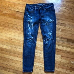 American Eagle Distressed Jegging